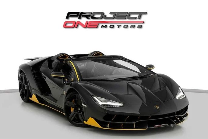 Подержанный Lamborghini Centenario LP770-4 Roadster I, 6.5 л, 2017 в Дубае от Project One Motors Черный цвет. Европейская | AUTO.AE