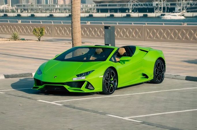 Lamborghini Huracán EVO RWD Spyder I Рестайлинг, 2024 родстер spyder спорт класса в Дубае от LeveL Up Car Rental  зеленый цвет | AUTO.AE | Объявление #1748