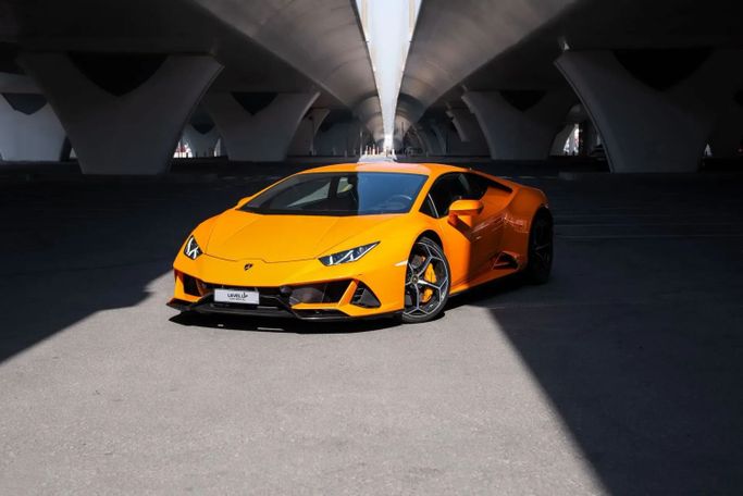 Lamborghini Huracán EVO RWD I Рестайлинг, 2024 купе спорт класса в Дубае от LeveL Up Car Rental  оранжевый цвет | AUTO.AE | Объявление #1751