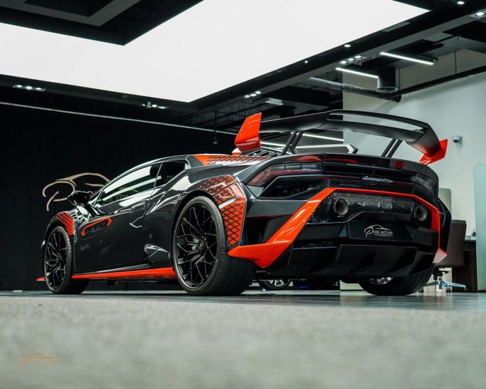 Новый Lamborghini Huracán STO I Рестайлинг, 5.2 л, 2022 в Дубае от Pearl Motors Черный цвет. Европейская | AUTO.AE