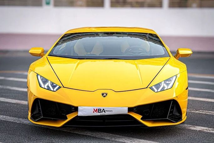 Used Lamborghini Huracán EVO I Facelift, 5.2 l, 2020 in Dubai by MBA Motors, Yellow color. GCC Specs | AUTO.AE