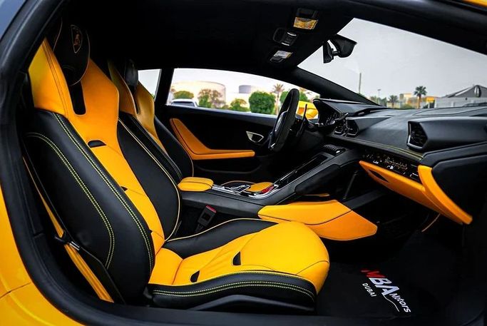 Used Lamborghini Huracán EVO I Facelift, 5.2 l, 2020 in Dubai by MBA Motors, Yellow color. GCC Specs | AUTO.AE