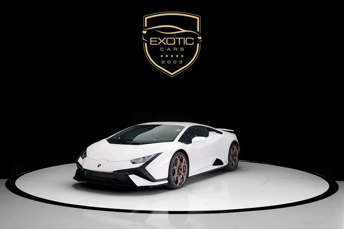 Подержанный Lamborghini Huracán Tecnica I Рестайлинг, 5.2 л, 2023 в Дубае от Exotic Cars Белый цвет. GCC | AUTO.AE