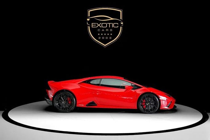 Подержанный Lamborghini Huracán EVO I Рестайлинг, 5.2 л, 2022 в Дубае от Exotic Cars Красный цвет. Other | AUTO.AE