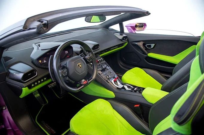 Подержанный Lamborghini Huracán I, 5.2 л, 2017 в Дубае от Exotic Cars Пурпурный цвет. Other | AUTO.AE