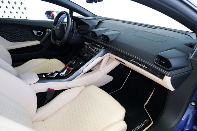 Used Lamborghini Huracán I, 5.2 l, 2019 in Dubai by Exotic Cars, Blue color. Other | AUTO.AE