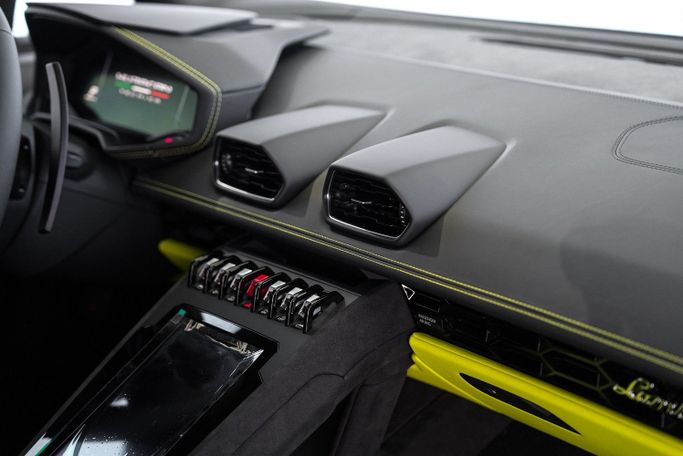 Used Lamborghini Huracán Tecnica I Facelift, 5.2 l, 2024 in Dubai by Exotic Cars, Green color. Other | AUTO.AE