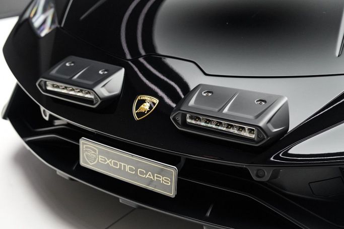 Used Lamborghini Huracán Sterrato I Facelift, 5.2 l, 2023 in Dubai by Exotic Cars, Black color. GCC Specs | AUTO.AE