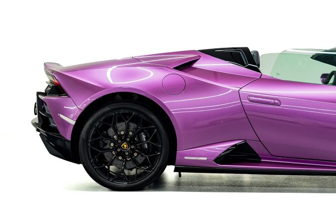 Новый Lamborghini Huracán EVO RWD Spyder I Рестайлинг, 5.2 л, 2024 в Дубае от PUPIL OF FATE MOTORS Пурпурный цвет. Европейская | AUTO.AE
