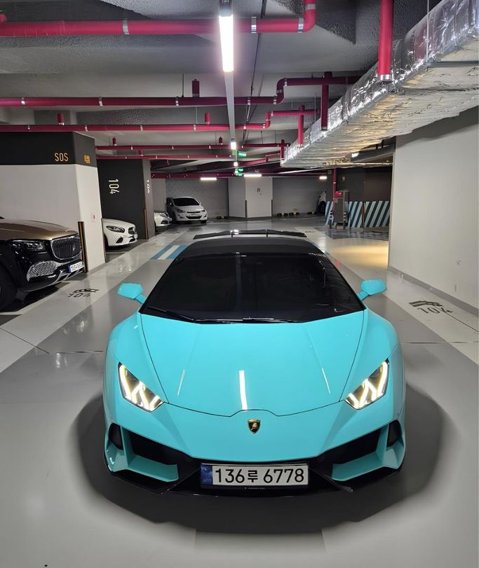 مستعملة Lamborghini Huracán EVO Spyder أنا شد الوجه, 5.2 l, 2023 في في دبي من Fair Import، اللون أزرق فاتح. المواصفات الكورية | AUTO.AE