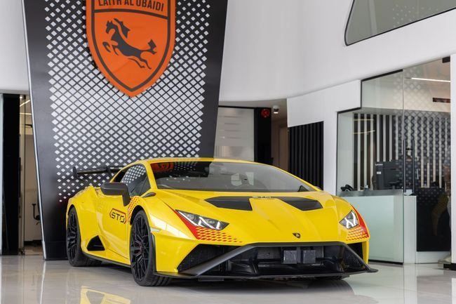 مستعملة Lamborghini Huracán STO أنا فيس ليفت, 5.2 l, 2022 في في دبي من Laith Alobaidi Motors، اللون أصفر. المواصفات الأوروبية | AUTO.AE | إعلان #254477