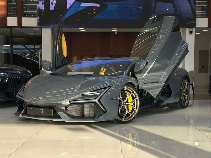 Новый Lamborghini Revuelto, 6.5 л, 2024 в Дубае от Orient Auto FZE Серый цвет. GCC | AUTO.AE