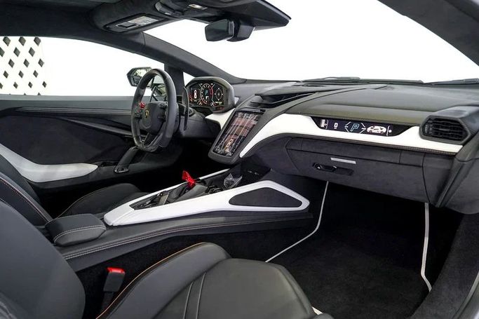 New Lamborghini Revuelto, 6.5 l, 2024 in Dubai by Exotic Cars, White color. GCC Specs | AUTO.AE