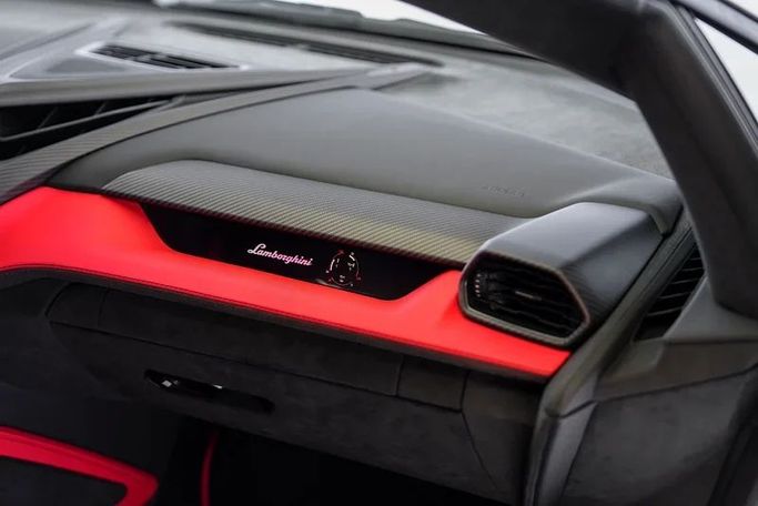 Used Lamborghini Revuelto, 6.5 l, 2024 in Dubai by Exotic Cars, Black color. Other | AUTO.AE