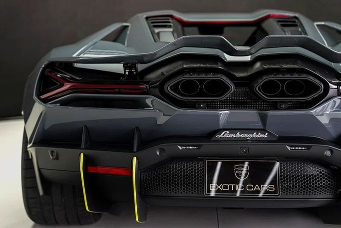 Used Lamborghini Revuelto, 6.5 l, 2024 in Dubai by Exotic Cars, Grey color. GCC Specs | AUTO.AE