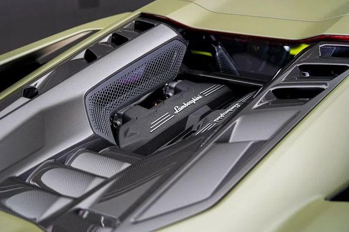 Новый Lamborghini Revuelto, 6.5 л, 2025 в Дубае от Exotic Cars Зеленый цвет. Other | AUTO.AE