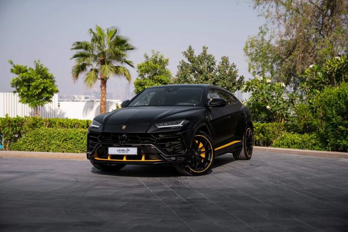 Lamborghini Urus S I Рестайлинг, 2024 внедорожник 5 дв. performante спорт класса в Дубае от LeveL Up Car Rental  черный цвет | AUTO.AE | Объявление #1749