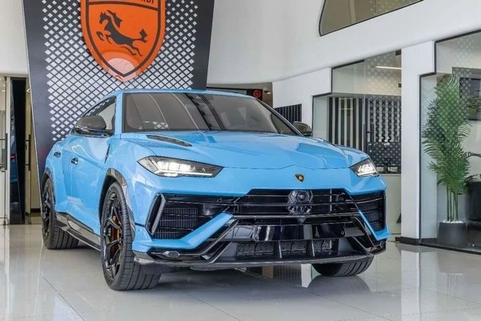 Подержанный Lamborghini Urus Performante I Рестайлинг, 4.0 л, 2023 в Дубае от Laith Alobaidi Motors Голубой цвет. GCC | AUTO.AE