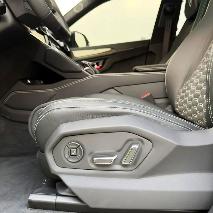 New Lamborghini Urus Performante I Facelift, 4.0 l, 2024 in Dubai by Sola Motors, Green color. European Specs | AUTO.AE