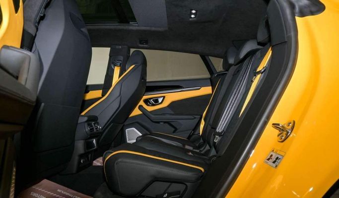 New Lamborghini Urus Performante I Facelift, 4.0 l, 2024 in Dubai by F7 Motors, Yellow color. European Specs | AUTO.AE