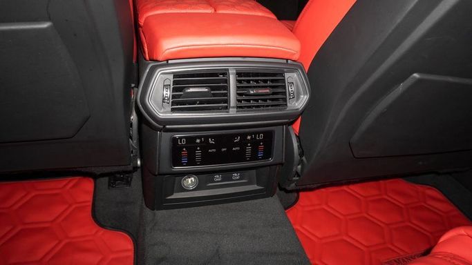 Used Lamborghini Urus S I Facelift, 4.0 l, 2022 in Dubai by Najem Motors, Black color. European Specs | AUTO.AE