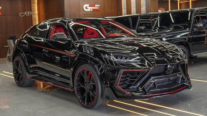 Used Lamborghini Urus S I Facelift, 4.0 l, 2022 in Dubai by Najem Motors, Black color. European Specs | AUTO.AE