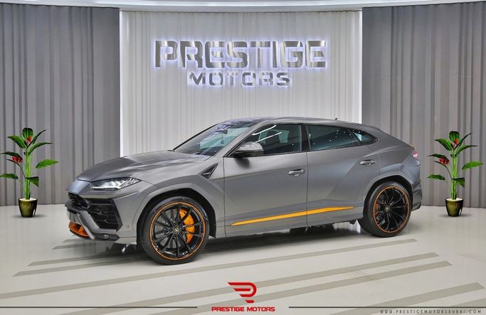 Подержанный Lamborghini Urus I, 4.0 л, 2022 в Дубае от Prestige motors Серый цвет. GCC | AUTO.AE