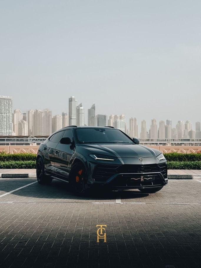 Used Lamborghini Urus I, 4.0 l, 2019 in Dubai by TCH MOTORS, Grey color. GCC Specs | AUTO.AE