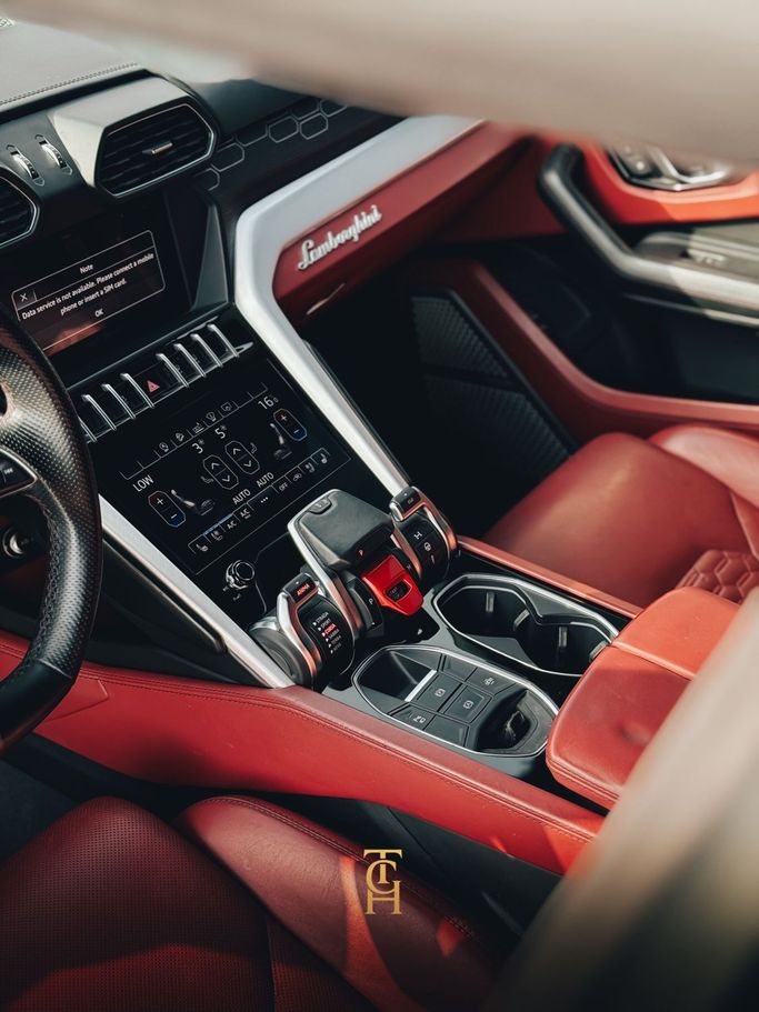 Used Lamborghini Urus I, 4.0 l, 2019 in Dubai by TCH MOTORS, Grey color. GCC Specs | AUTO.AE