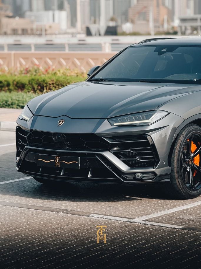 Used Lamborghini Urus I, 4.0 l, 2019 in Dubai by TCH MOTORS, Grey color. GCC Specs | AUTO.AE