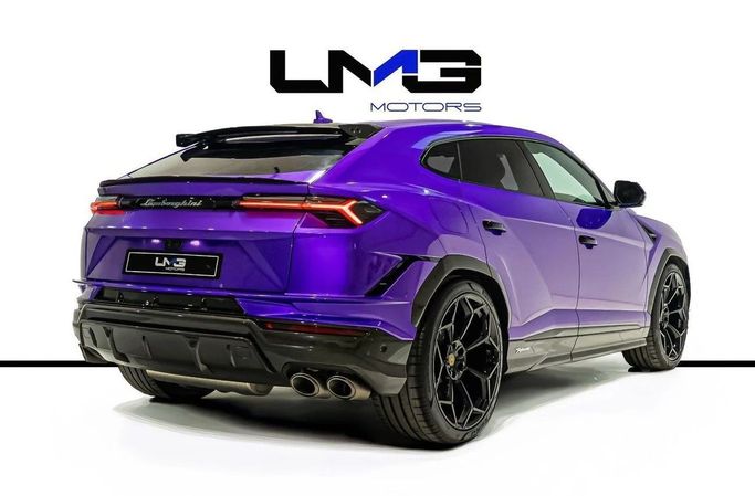 Подержанный Lamborghini Urus Performante I Рестайлинг, 4.0 л, 2023 в Дубае от LMG Motors Фиолетовый цвет. Японская | AUTO.AE