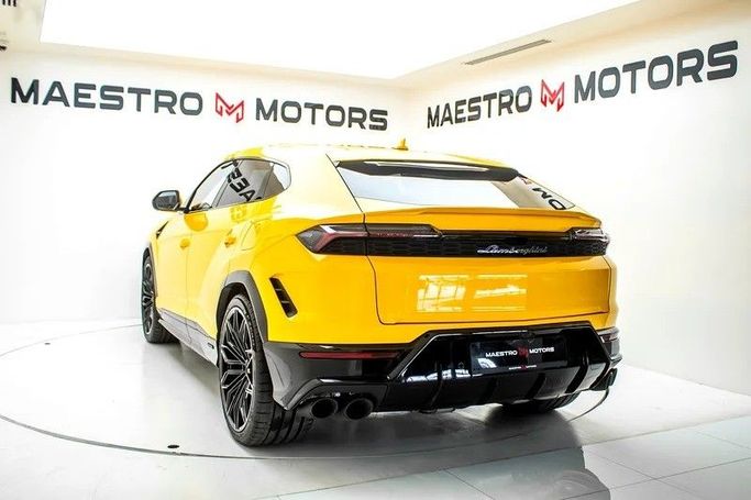 Новый Lamborghini Urus Se I Рестайлинг, 4.0 л, 2025 в Дубае от Maestro Motors Желтый цвет. Европейская | AUTO.AE