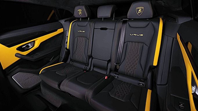Новый Lamborghini Urus S I Рестайлинг, 4.0 л, 2024 в Дубае от Dourado Luxury Car Черный цвет. Европейская | AUTO.AE