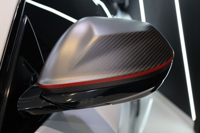 Used Lamborghini Urus S I Facelift, 4.0 l, 2022 in Dubai by Sanam Cars, White color. GCC Specs | AUTO.AE