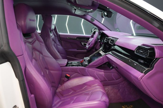 Used Lamborghini Urus I, 4.0 l, 2019 in Dubai by Sanam Cars, White color. GCC Specs | AUTO.AE