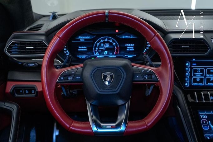 Подержанный Lamborghini Urus I, 4.0 л, 2022 в Дубае от A1 Luxury Motors Серый цвет. GCC | AUTO.AE