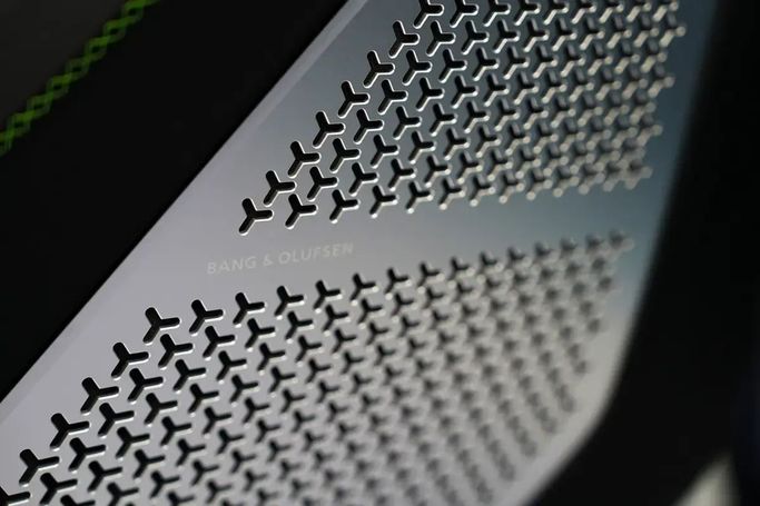 New Lamborghini Urus Se I Facelift, 4.0 l, 2025 in Dubai by Exotic Cars, White color. Other | AUTO.AE