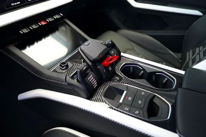 New Lamborghini Urus Se I Facelift, 4.0 l, 2025 in Dubai by Exotic Cars, Green color. Other | AUTO.AE