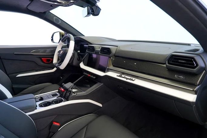 New Lamborghini Urus Se I Facelift, 4.0 l, 2025 in Dubai by Exotic Cars, Green color. Other | AUTO.AE