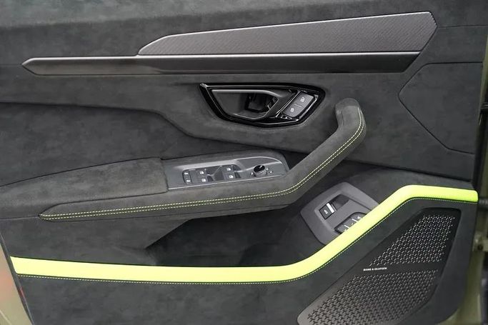 New Lamborghini Urus Performante I Facelift, 4.0 l, 2024 in Dubai by Exotic Cars, Green color. Other | AUTO.AE