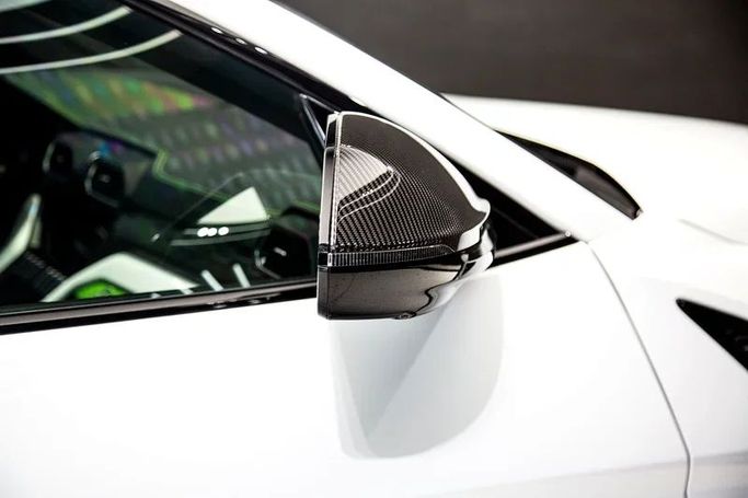 Подержанный Lamborghini Urus I, 4.0 л, 2020 в Дубае от Exotic Cars Белый цвет. Other | AUTO.AE