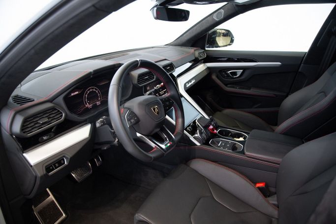 Used Lamborghini Urus I, 4.0 l, 2022 in Dubai by Exotic Cars, White color. Other | AUTO.AE