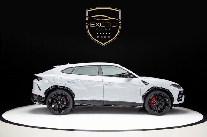 Used Lamborghini Urus I, 4.0 l, 2022 in Dubai by Exotic Cars, White color. Other | AUTO.AE