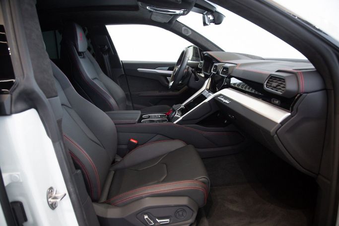 Used Lamborghini Urus I, 4.0 l, 2022 in Dubai by Exotic Cars, White color. Other | AUTO.AE