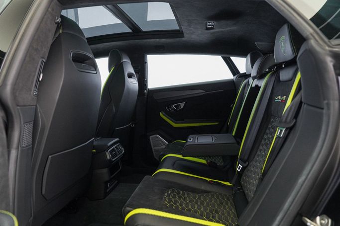 Used Lamborghini Urus Performante I Facelift, 4.0 l, 2022 in Dubai by Exotic Cars, Black color. Other | AUTO.AE