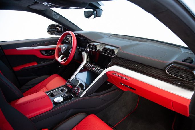 Used Lamborghini Urus I, 4.0 l, 2020 in Dubai by Exotic Cars, White color. GCC Specs | AUTO.AE