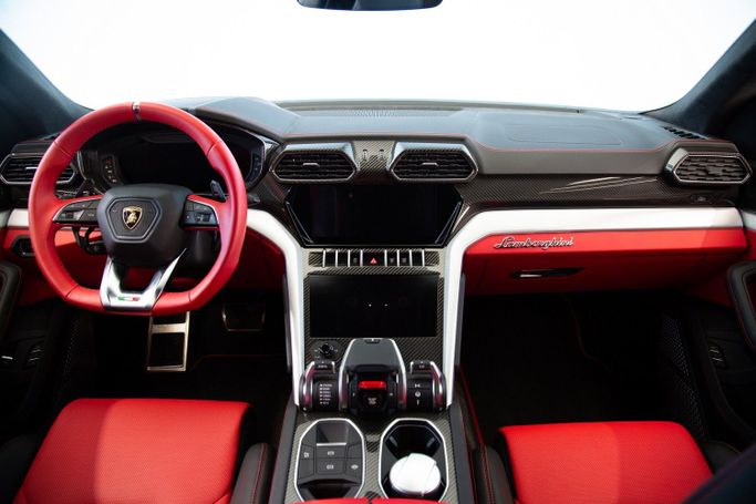 Used Lamborghini Urus I, 4.0 l, 2020 in Dubai by Exotic Cars, White color. GCC Specs | AUTO.AE