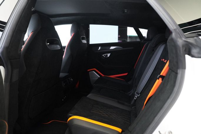 New Lamborghini Urus Performante I Facelift, 4.0 l, 2024 in Dubai by Exotic Cars, White color. Other | AUTO.AE