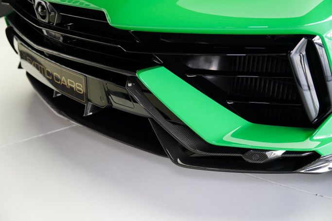 Used Lamborghini Urus Performante I Facelift, 4.0 l, 2023 in Dubai by Exotic Cars, Green color. Other | AUTO.AE