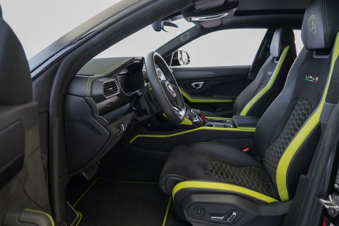 مستعملة Lamborghini Urus Performante أنا شد الوجه, 4.0 l, 2022 في في دبي من Exotic Cars، اللون أسود. أخرى | AUTO.AE